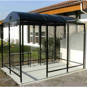 https://www.techni-contact.ovh/ressources/images/produits/merchandising/abri-fumeurs-avec-toit-dome-7941269-1.jpg - Capacité : de 3 à 18 personnes - Structure aluminium