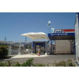 https://www.techni-contact.ovh/ressources/images/produits/merchandising/abri-lavage-auto-8100508-1.jpg - Conçu pour abriter les stations de lavage