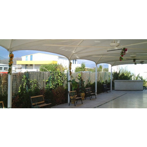 https://www.techni-contact.ovh/ressources/images/produits/merchandising/abri-pour-terrasse-9789625-1.jpg - Dimensions standard ou sur mesure
