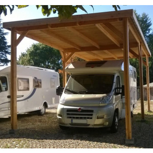 https://www.techni-contact.ovh/ressources/images/produits/merchandising/abris-camping-car-en-bois-23742877-1.jpg - Dimensions hors-Tout : L 3,5 x P 7,5 m