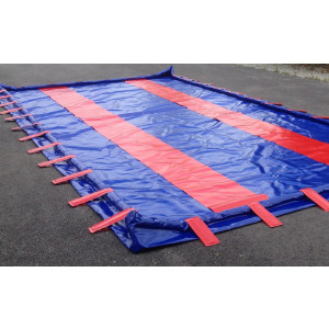 https://www.techni-contact.ovh/ressources/images/produits/merchandising/aire-de-lavage-souple-pliable-pour-vehicules-de-chantier-6000-l-12787598-1.jpg - Dimensions : 6 m x 4 m x 0.25 m de hauteur