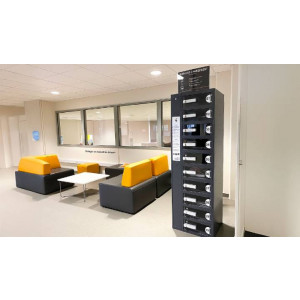 https://www.techni-contact.ovh/ressources/images/produits/merchandising/armoire-de-rechargement-multi-appareils-securisee-capacite-10-casiers-25985542-1.jpg - Capacité 10 casiers