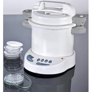 https://www.techni-contact.ovh/ressources/images/produits/merchandising/autoclave-de-sterilisation-de-materiel-14671397-1.jpg - Volume de la chambre: 12 litres