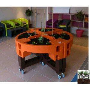 https://www.techni-contact.ovh/ressources/images/produits/merchandising/bac-modulaire-a-elevateur-jardin-therapeutique-14186885-1.jpg - Hauteurs : de 70 à 95 cm