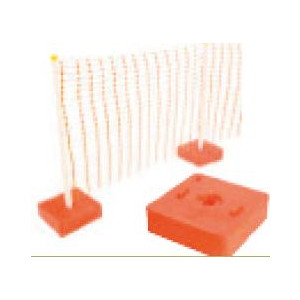 https://www.techni-contact.ovh/ressources/images/produits/merchandising/base-plastique-orange-pour-grillage-15958637-1.jpg - Base orange lestée au sable pour les clôtures grillagées
