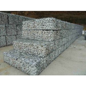 https://www.techni-contact.ovh/ressources/images/produits/merchandising/cage-a-gabion-pre-remplie-6427847-1.jpg - Densité : 1.7 t/m3 - Granulométrie de 80/120 mm