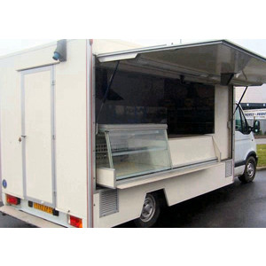 https://www.techni-contact.ovh/ressources/images/produits/merchandising/camion-friterie-gaz-6026089-1.jpg - Friterie-Snack