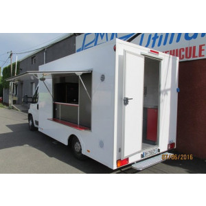 https://www.techni-contact.ovh/ressources/images/produits/merchandising/camion-pizza-four-a-gaz-62833961-1.jpg - Cellule de 4 m