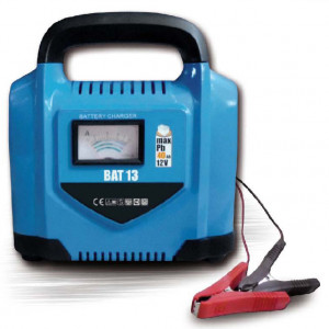 https://www.techni-contact.ovh/ressources/images/produits/merchandising/chargeur-de-batterie-12v-electronique-1352712-1.jpg - Pour batteries jusqu'à 10/40Ah