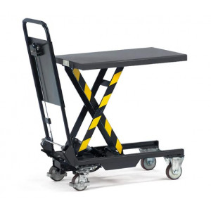 https://www.techni-contact.ovh/ressources/images/produits/merchandising/chariot-a-plateforme-elevatrice-25777129-1.jpg - Charge 150 kg - Dimensions utiles 700 x 450 mm - Roues pivotantes avec freins