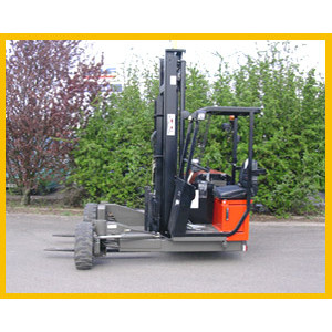 https://www.techni-contact.ovh/ressources/images/produits/merchandising/chariot-elevateur-thermique-embarquer-7876089-1.jpg - Capacité 2000 - 2500 kg - 45 CV