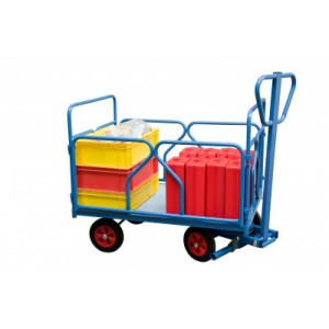 https://www.techni-contact.ovh/ressources/images/produits/merchandising/chariot-essieu-directeur-en-acier-3236314-1.jpg - Charge utile : 500 Kg
