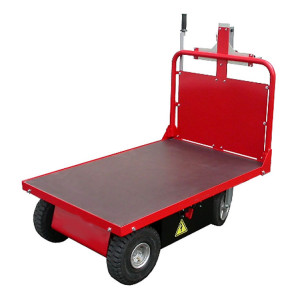 https://www.techni-contact.ovh/ressources/images/produits/merchandising/chariot-plateau-electrique-700-kg-10061203-1.jpg - Type de sol : forte pente ou revêtements irréguliers