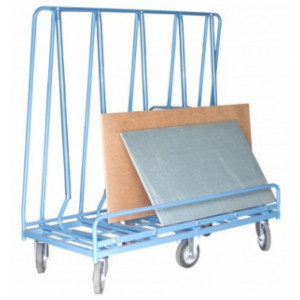 https://www.techni-contact.ovh/ressources/images/produits/merchandising/chariot-porte-panneaux-6-roues-8632604-1.jpg - Charge utile : 1200 Kg