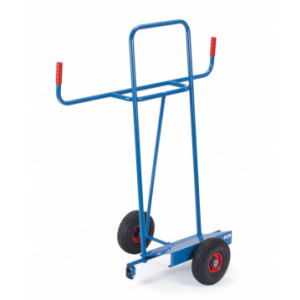 https://www.techni-contact.ovh/ressources/images/produits/merchandising/chariot-porte-panneaux-en-acier-400-kg-16152072-1.jpg - Charge : 350 - 400 kg