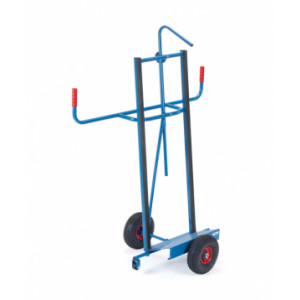 https://www.techni-contact.ovh/ressources/images/produits/merchandising/chariot-porte-panneaux-en-tube-acier-12263959-1.jpg - Charge utile : 350 - 400 Kg