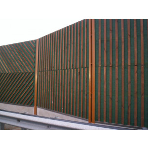 https://www.techni-contact.ovh/ressources/images/produits/merchandising/cloture-bois-antibruit-15349576-1.jpg - Jusqu'à -50% de réduction du bruit perçu