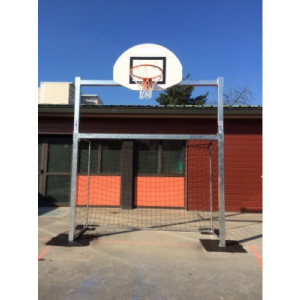 https://www.techni-contact.ovh/ressources/images/produits/merchandising/combine-mini-hand-basket-avec-cage-5678613-1.jpg - Hand: 2,40 x 1,70 m - Basket : ht 2,60 m - A sceller
