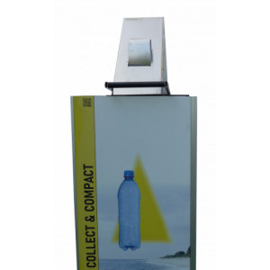 https://www.techni-contact.ovh/ressources/images/produits/merchandising/compacteur-et-collecteur-bouteilles-en-plastique-78375765-1.jpg - Compactage manuel des bouteilles en PET à usage unique
