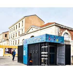 https://www.techni-contact.ovh/ressources/images/produits/merchandising/conteneur-amenage-en-toilette-92677819-1.jpg - Superficie : de 7m² à 30m²
