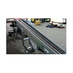 https://www.techni-contact.ovh/ressources/images/produits/merchandising/convoyeur-a-chaine-a-chassis-tubulaire-4307744-1.jpg - Disponible en 3 modèles