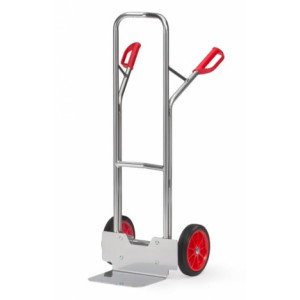 https://www.techni-contact.ovh/ressources/images/produits/merchandising/diable-aluminium-simple-3363577-1.jpg - Charge : 200 Kg - Hauteur : 1300 mm - Roues : caoutchouc, gonflables ou increvables