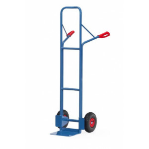 https://www.techni-contact.ovh/ressources/images/produits/merchandising/diable-en-tube-d-acier-300-kg-15192413-1.jpg - Charge : 300 Kg - Hauteur : 1600 mm - Roues : caoutchouc, gonflables ou increvables