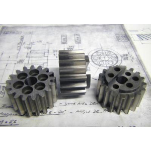 https://www.techni-contact.ovh/ressources/images/produits/merchandising/engrenage-pignon-droit-sur-mesures-4723783-1.jpg - Pignon à 17 dents