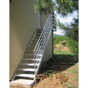 https://www.techni-contact.ovh/ressources/images/produits/merchandising/escaliers-aluminium-16368425-1.jpg - Droit - Avec palier - En quart tournant