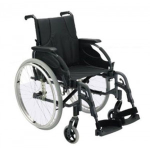 https://www.techni-contact.ovh/ressources/images/produits/merchandising/fauteuil-roulant-manuel-2677368-1.jpg - Hauteur d'assise avant : 485 mm