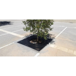 https://www.techni-contact.ovh/ressources/images/produits/merchandising/grille-de-protection-d-arbre-en-fonte-et-cadre-en-acier-galvanise-12368236-1.jpg - Dimensions : De 900 x 900 mm à 1900 x 1900 mm - Diamètres : 600 mm / 700 mm
