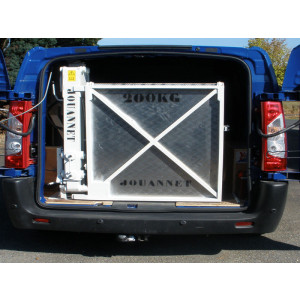 https://www.techni-contact.ovh/ressources/images/produits/merchandising/hayon-elevateur-fauteuil-pour-camionnette-9683825-1.jpg - Capacité : 200 kgs - Mono poutre