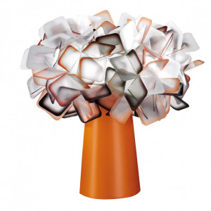 https://www.techni-contact.ovh/ressources/images/produits/merchandising/lampe-de-table-clizia-orange-slamp-67464327-1.jpg - Lampe de Table Clizia Orange SLAMP présente un design moderne mais élégant qui se distingue par ses formes irrégulières encastrées en parfaite équilibre et reflets qui captent et diffusent la lumière