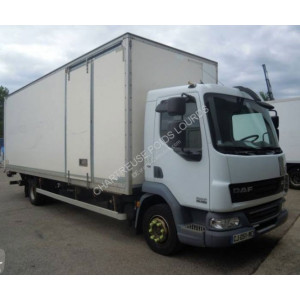 https://www.techni-contact.ovh/ressources/images/produits/merchandising/location-camion-fourgon-polyfond-daf-occasion-norme-euro-5-44281752-1.jpg - Charge utile : 5,6 tonnes, boîte de vitesse robotisée