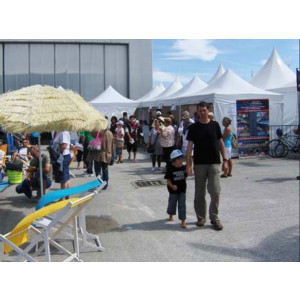 https://www.techni-contact.ovh/ressources/images/produits/merchandising/location-de-materiel-pour-congres-10614482-1.jpg - Parc pour séminaires - Mobiliers - machines d'éclairage - matériels de décoration