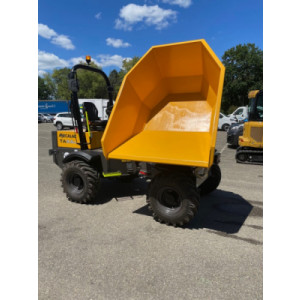 https://www.techni-contact.ovh/ressources/images/produits/merchandising/location-dumper-sur-roues-12922444-1.jpg - Charge utile: 3000kg / 3500kg