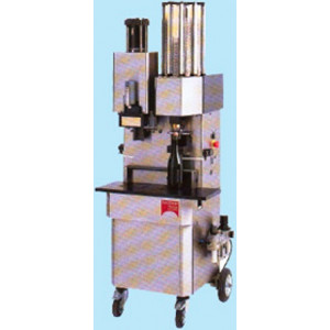 https://www.techni-contact.ovh/ressources/images/produits/merchandising/machine-a-vin-bouchage-et-au-muselage-des-bouteilles-1662527-1.jpg - Réserve : 60 ou 150 capsules