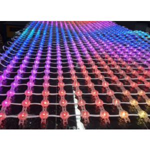 https://www.techni-contact.ovh/ressources/images/produits/merchandising/maille-flexible-led-72714526-1.jpg - Fabriquée avec des LED SMD 3535RGB de haute luminosité