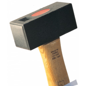 https://www.techni-contact.ovh/ressources/images/produits/merchandising/marteau-massette-tete-carree-10397177-1.jpg - Dimensions tête (Lxlxh) mm : 100 x 41 x 45