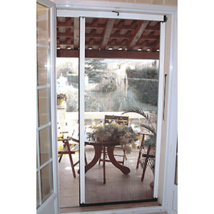 https://www.techni-contact.ovh/ressources/images/produits/merchandising/moustiquaire-porte-fenetre-3517190-1.jpg - Enroulable ou plissée