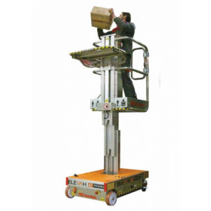 https://www.techni-contact.ovh/ressources/images/produits/merchandising/nacelle-elevatrice-picking-manuelle-9642508-1.jpg - Capacité : 200kg/plateau électrique100kg
