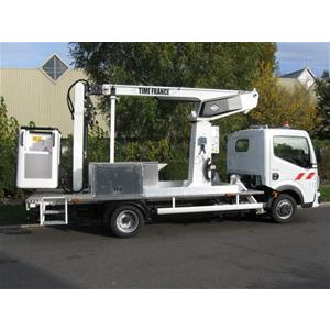 https://www.techni-contact.ovh/ressources/images/produits/merchandising/nacelle-sur-vehicule-3t5-vl-hauteur-13-40m-13350055-1.jpg - Hauteur 13.40m