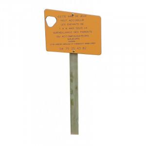 https://www.techni-contact.ovh/ressources/images/produits/merchandising/panneau-avertissement-pour-aire-de-jeux-8534385-1.jpg - En HPL ép. 10 mm - Poteau en pin - Panneau Trigonox ou Étoile
