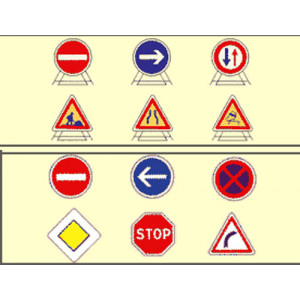 https://www.techni-contact.ovh/ressources/images/produits/merchandising/panneaux-de-signalisation-verticale-7426012-1.jpg - Signalisation routière et industrielle