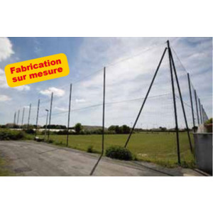 https://www.techni-contact.ovh/ressources/images/produits/merchandising/pare-ballon-pour-terrain-6884497-1.jpg - Poteaux en acier galvanisé - Diamètres 60 à 114 mm