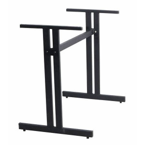 https://www.techni-contact.ovh/ressources/images/produits/merchandising/pied-de-table-en-acier-avec-barre-de-renfort-laterale-49371314-1.jpg - Hauteur : 70 cm - Longueur plateau : de 60 à 80 cm - Acier noir mat
