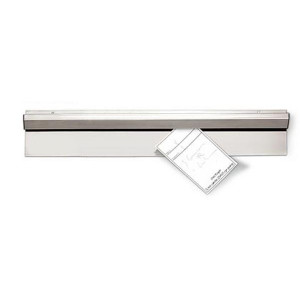 https://www.techni-contact.ovh/ressources/images/produits/merchandising/pince-porte-fiches-12788780-1.jpg - En inox - A billes / à ressorts - Longueur : 50 à 62.5 cm