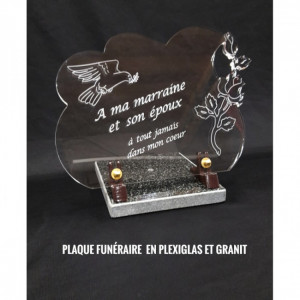 https://www.techni-contact.ovh/ressources/images/produits/merchandising/plaque-funeraire-avec-socle-en-granit-32329135-1.jpg - Plaque en plexiglas sur socle en granit