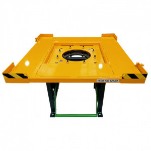 https://www.techni-contact.ovh/ressources/images/produits/merchandising/plateau-tournant-simple-mecanique-1500kg-360-72551645-1.jpg - Charge max (CMU) : 1500 kg