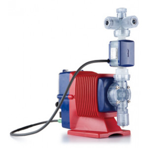 https://www.techni-contact.ovh/ressources/images/produits/merchandising/pompes-doseuses-volumetriques-10240225-1.jpg - Pompe doseuse électromagnétique asservies par débitmètre